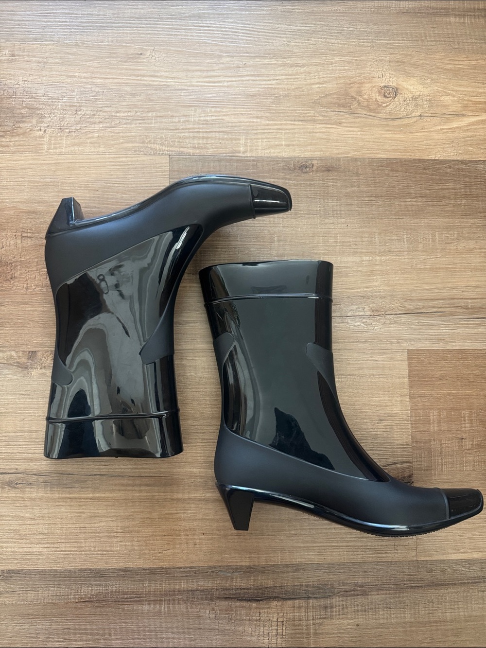 Jeffrey Campbell Drench Kitten Heel Rain Booties 7 Black